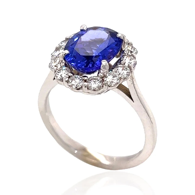 14 Karat White Gold Tanzanite and Diamond Ring