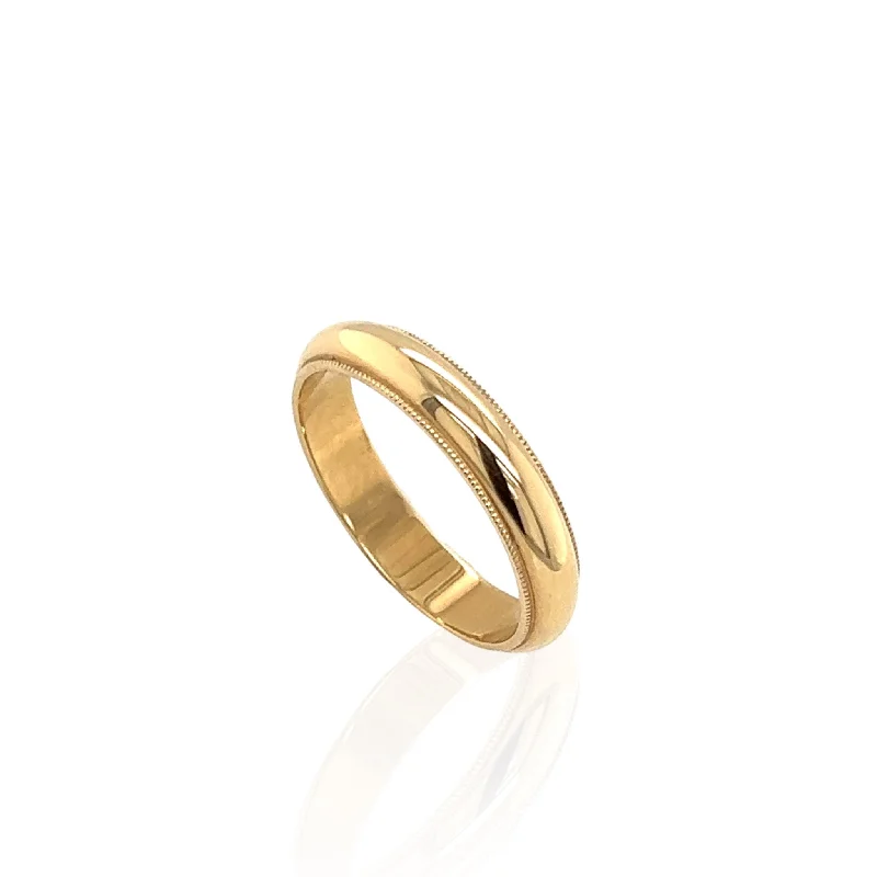 18 Karat Yellow Gold Band