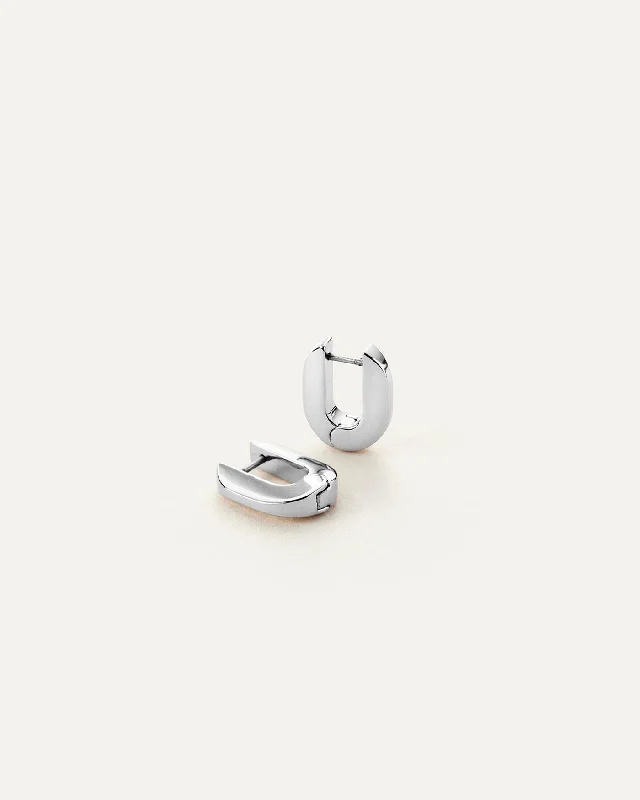 vintage-inspired pearl brooch Teeni Toni Huggie Earrings