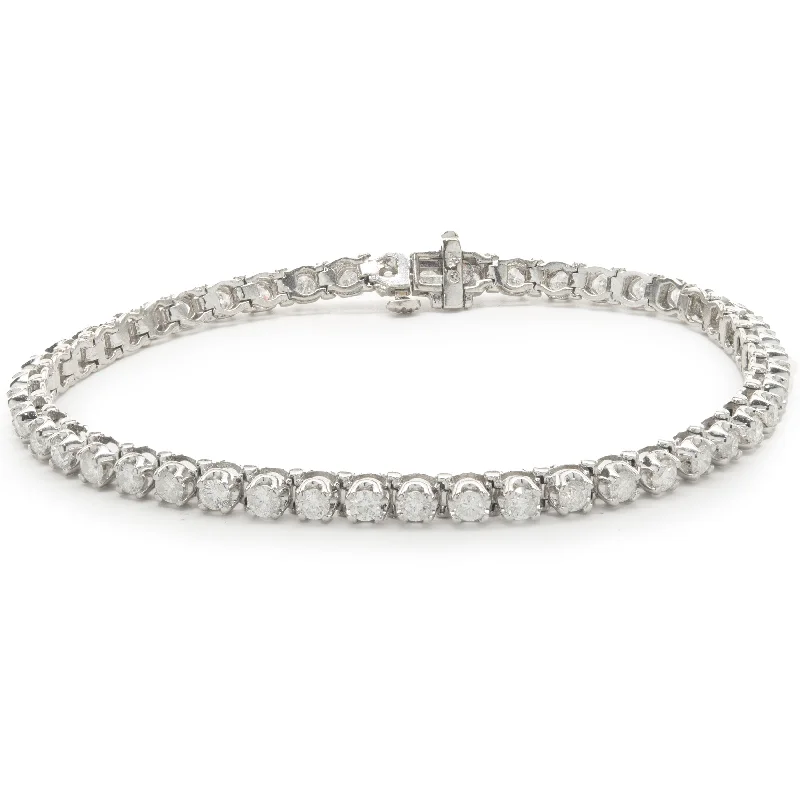 14 Karat White Gold Diamond Tennis Bracelet