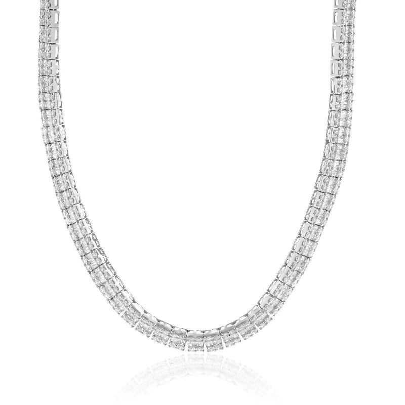 18 Karat White Gold Round and Baguette Cut Diamond Collar Necklace